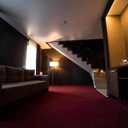 Sribni Leleky Hotel & Spa Łuck Zewnętrze zdjęcie