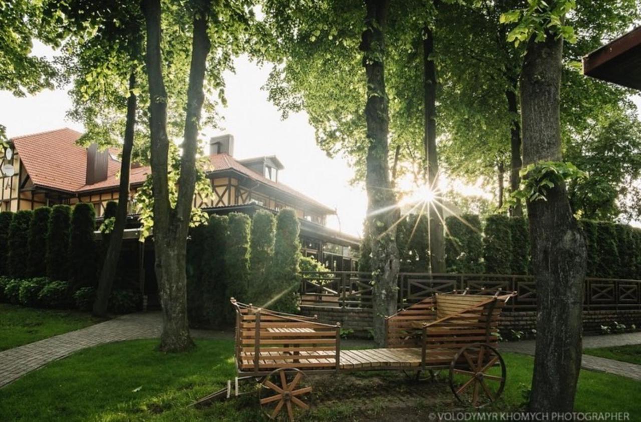 Sribni Leleky Hotel & Spa Łuck Zewnętrze zdjęcie