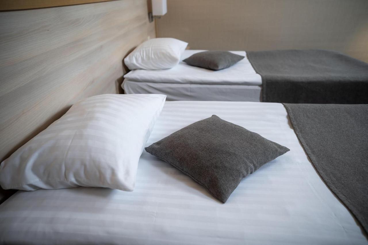 Sribni Leleky Hotel & Spa Łuck Zewnętrze zdjęcie