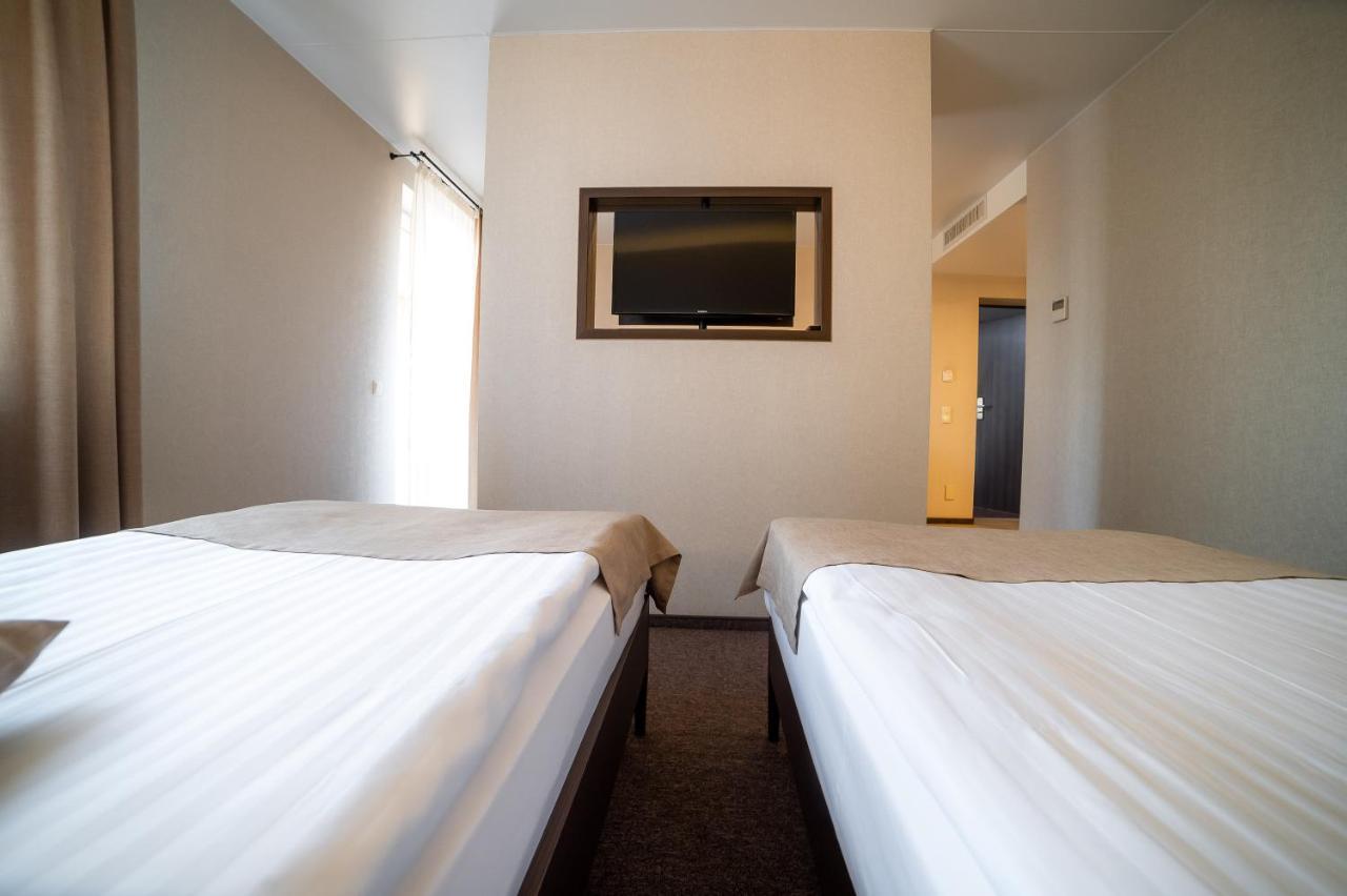 Sribni Leleky Hotel & Spa Łuck Zewnętrze zdjęcie