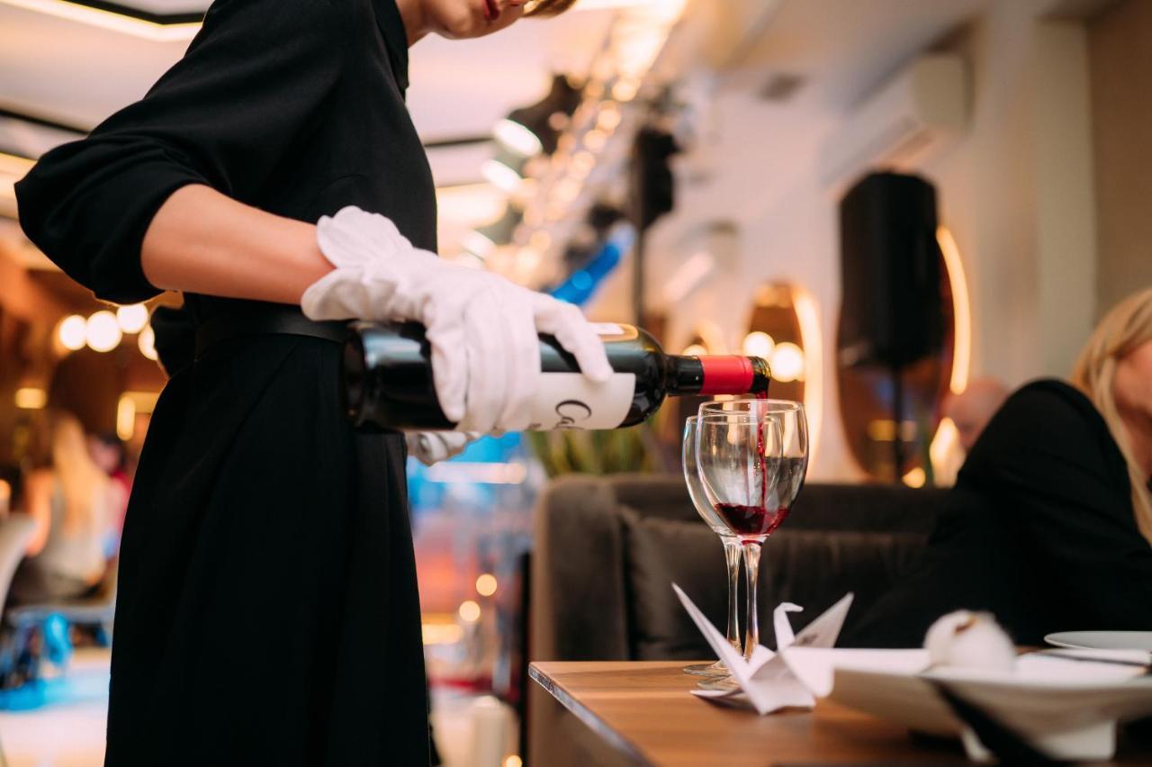 Sribni Leleky Hotel & Spa Łuck Zewnętrze zdjęcie